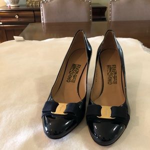 Salvatore ferragamo pumps